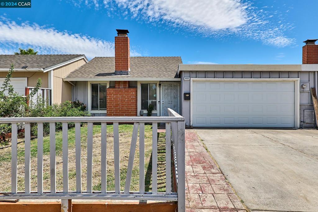 3025 Pear St, Antioch, CA 94509