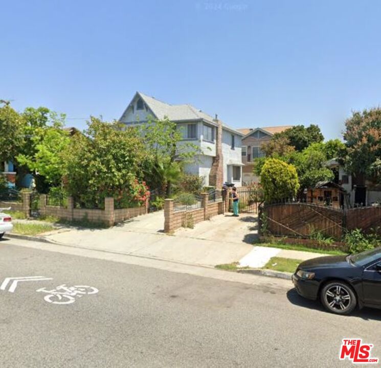 414 S Ford Boulevard, Los Angeles, CA 90022