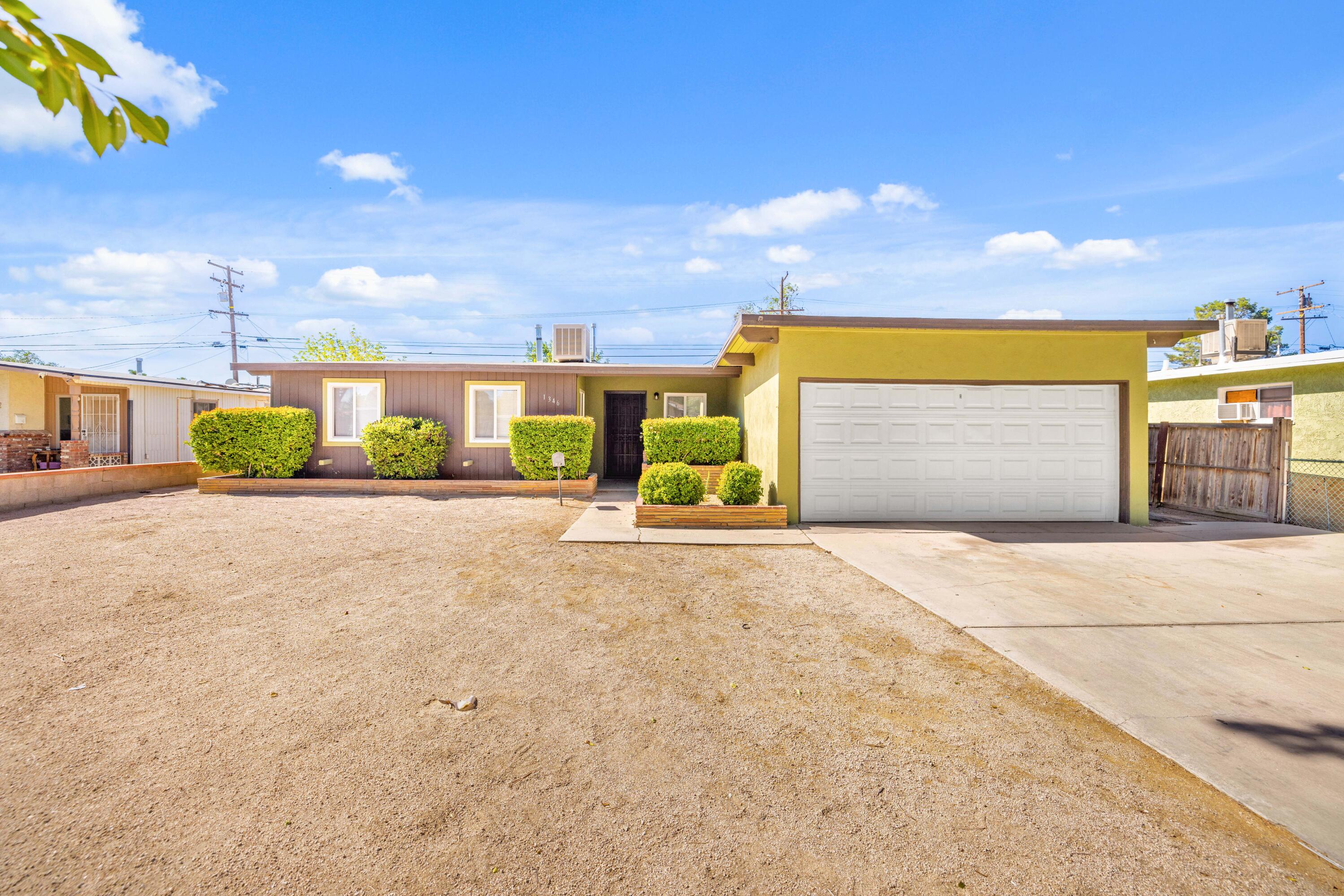 1346 W Avenue H15, Lancaster, CA 93534