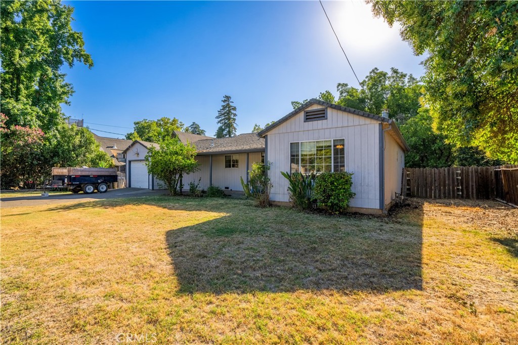 20 Mary Lane, Red Bluff, CA 96080