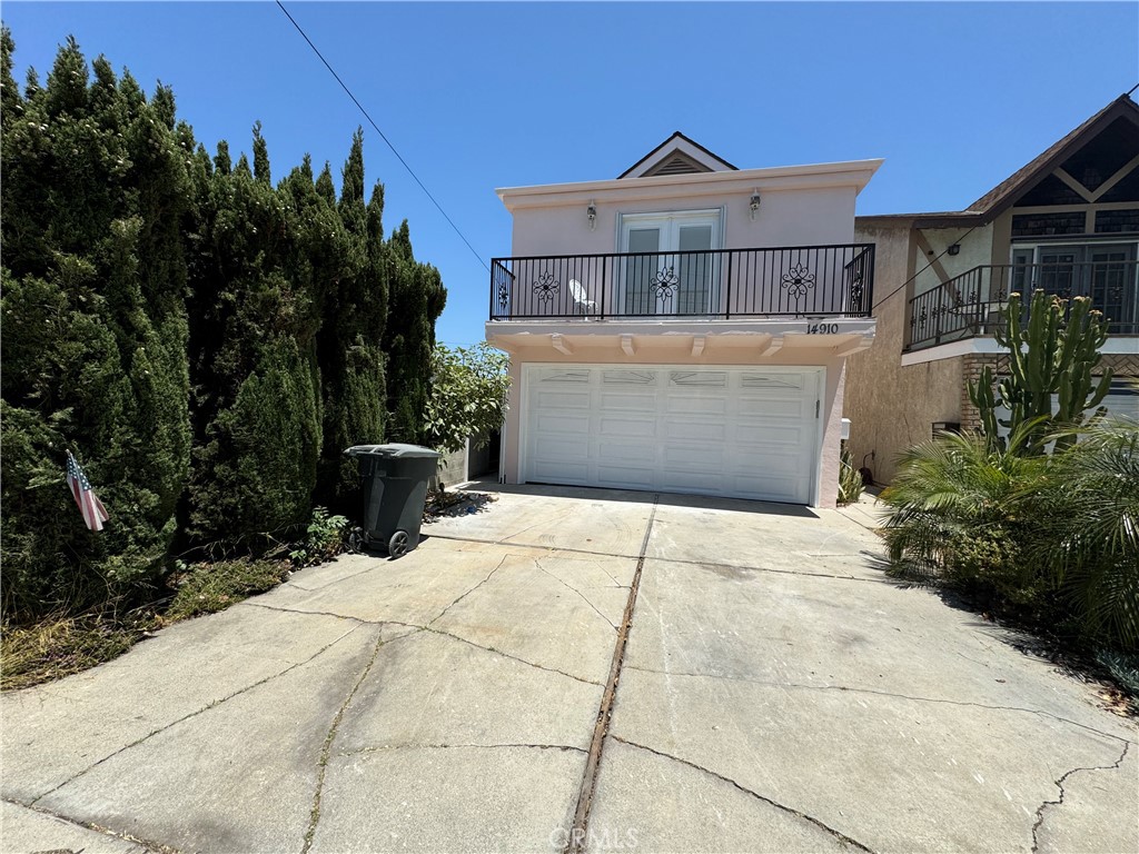 14910 Kingsdale Avenue, Lawndale, CA 90260