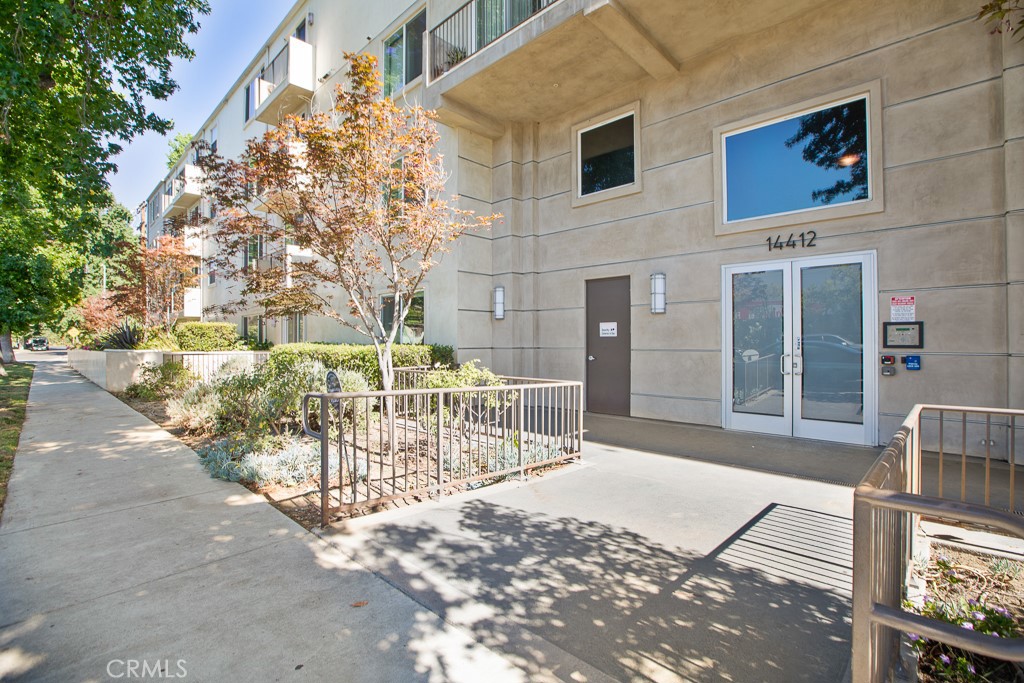 14412 Killion Street, #310, Sherman Oaks, CA 91401