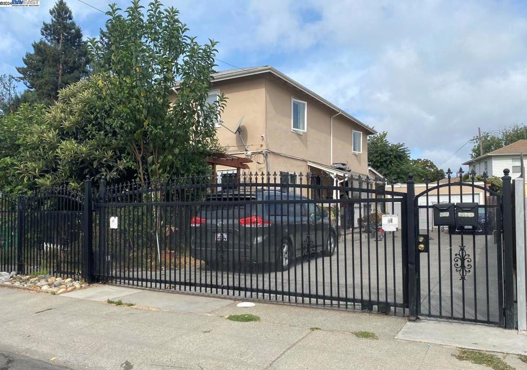 15285 Upton Ave, San Leandro, CA 94578