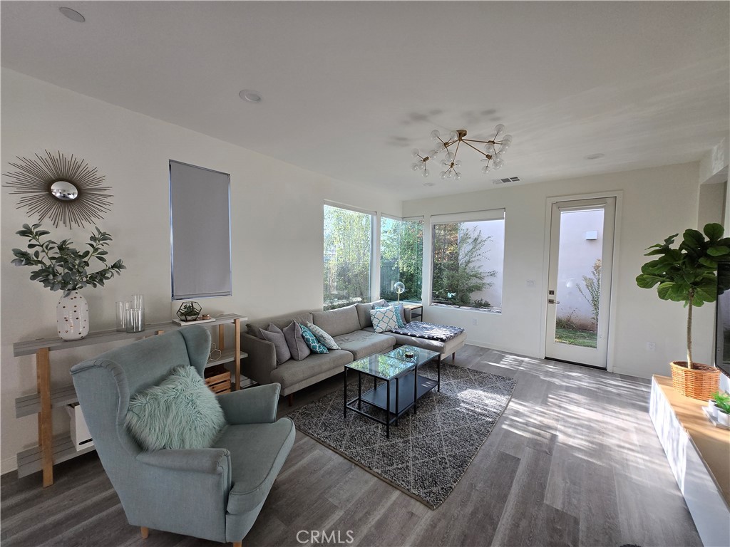 1963 Novus Place, Costa Mesa, CA 92627