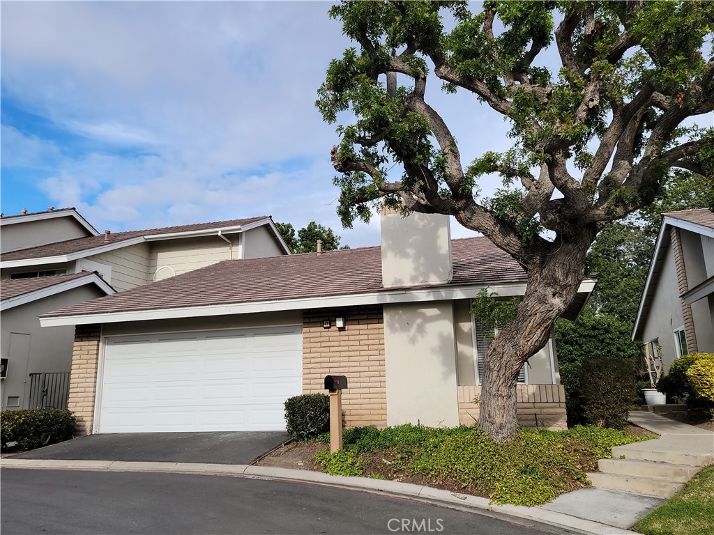 47 Ashbrook , #115, Irvine, CA 92604