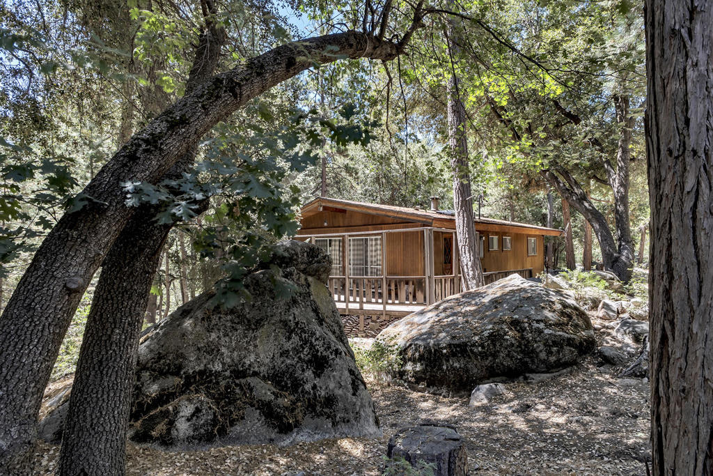 25240 Indian Rock Road, Idyllwild, CA 92549