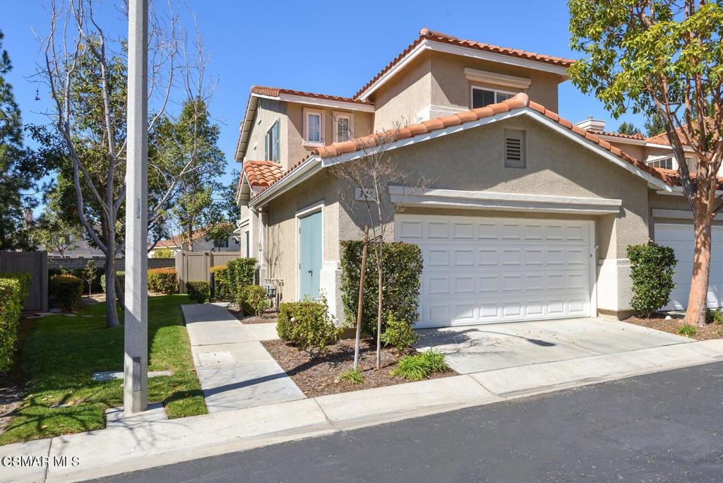 325 Via Cantilena, Camarillo, CA 93012