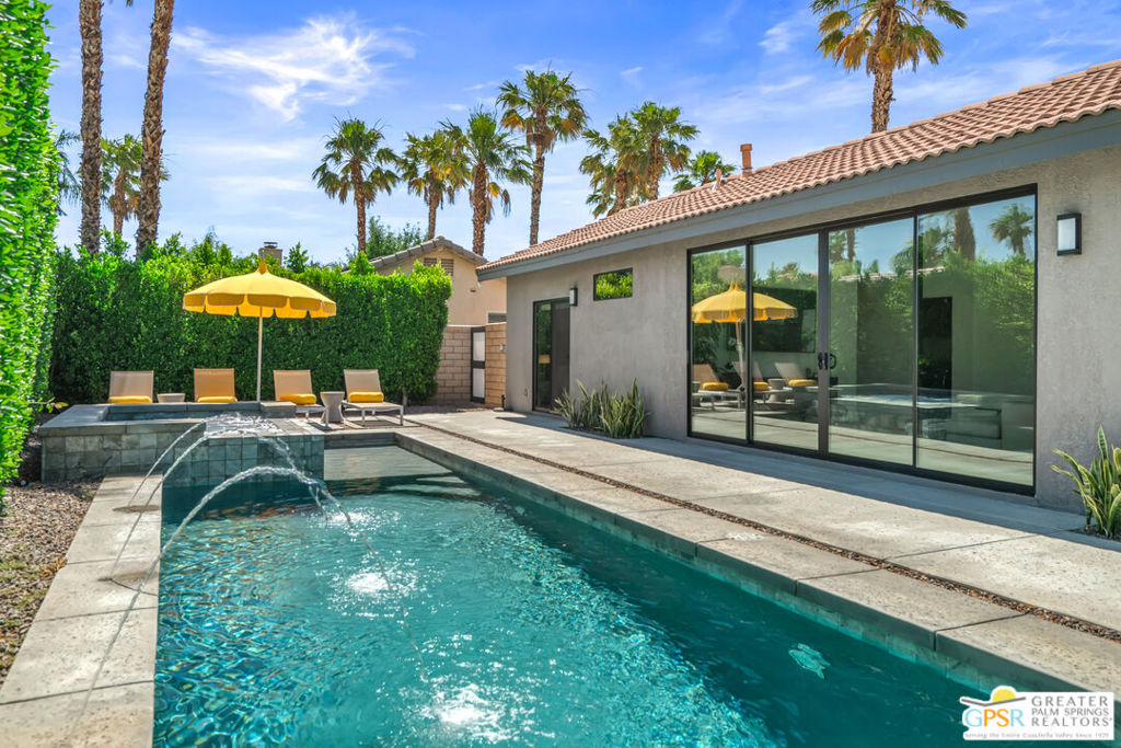 662 E Daisy, Palm Springs, CA 92262