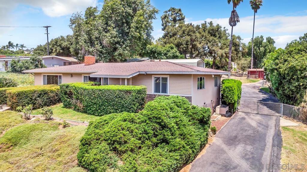 1048 Gamble Ln, Escondido, CA 92029