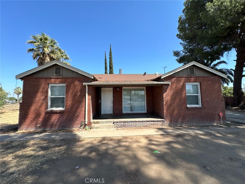 4975 E Belmont Avenue, Fresno, CA 93727