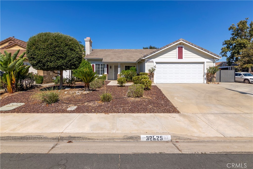 32625 Cherrywood Lane, Lake Elsinore, CA 92530