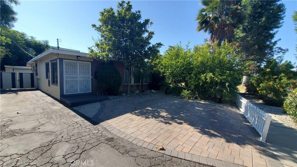 6119 Longridge Avenue, Valley Glen, CA 91401