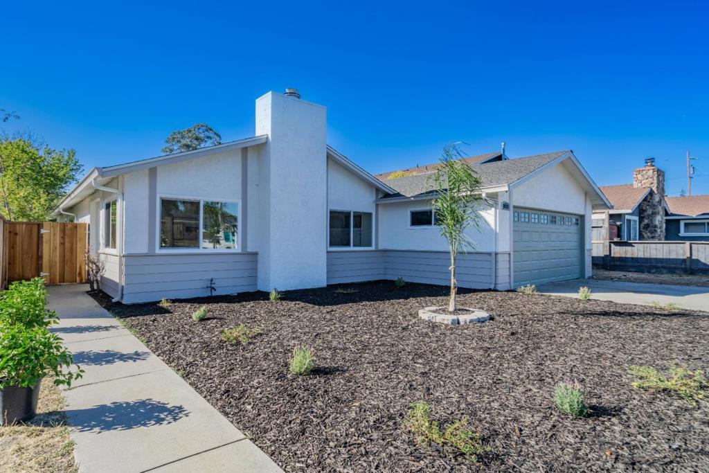 7675 Sunset Avenue, Newark, CA 94560