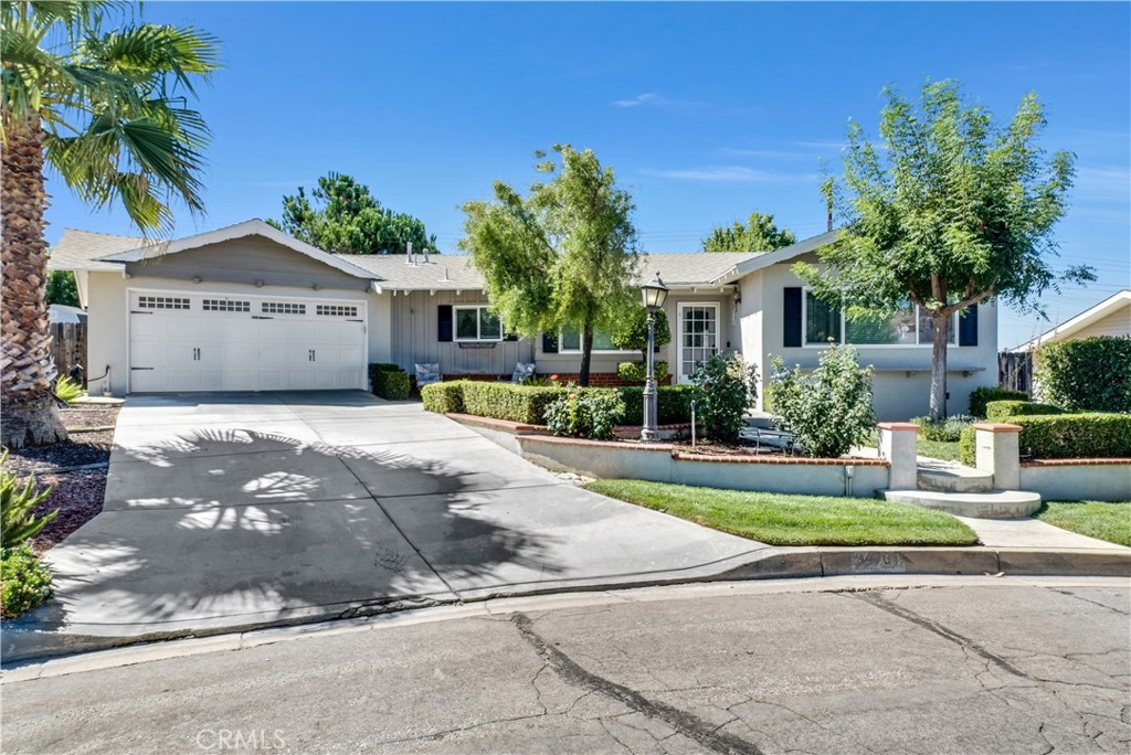 34761 Shangri Lane, Yucaipa, CA 92399