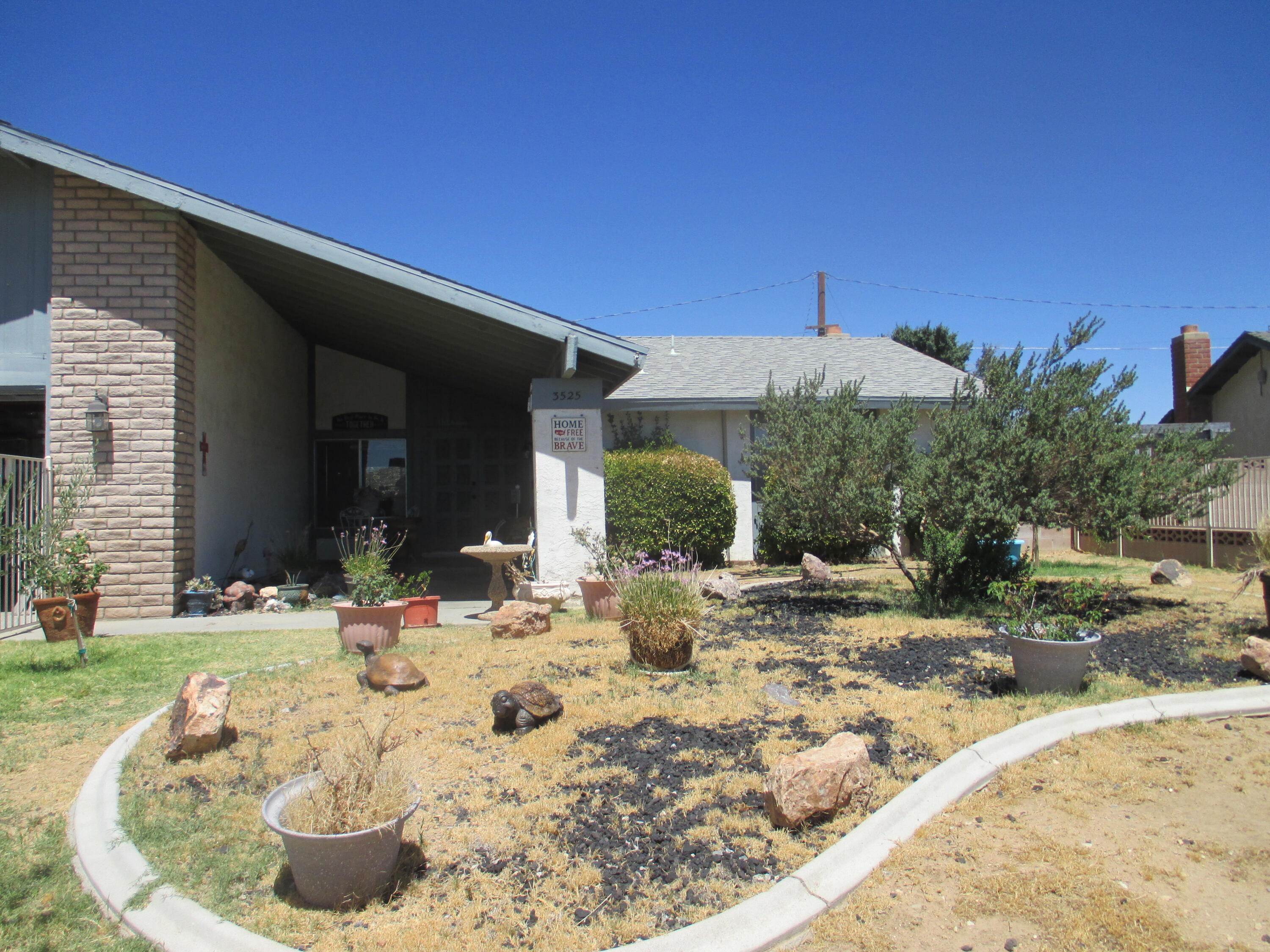 3525 Aberdeen Place, Mojave, CA 93501