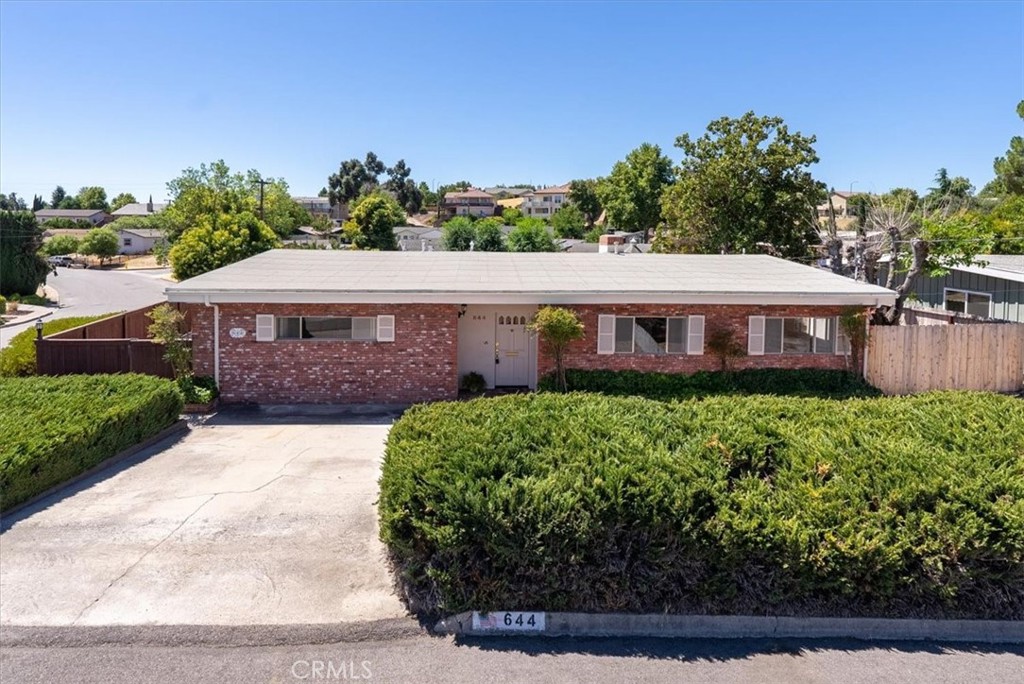 644 Cecil Court, Paso Robles, CA 93446