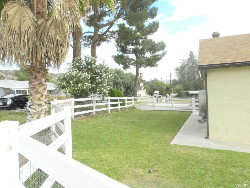 16762 Gazeley Street, #5C, Canyon Country, CA 91351