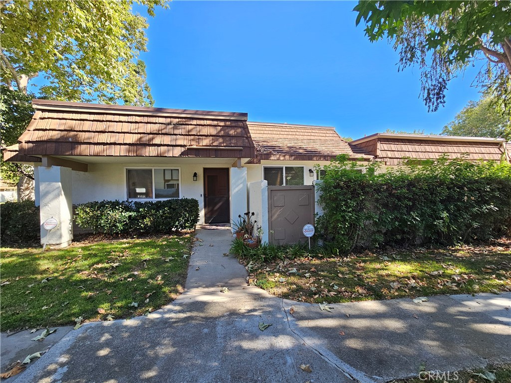 22153 James Alan Circle, Chatsworth, CA 91311