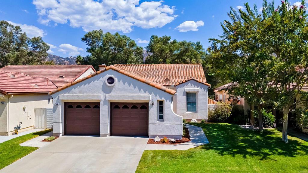 2386 Fallbrook Place, Escondido, CA 92027