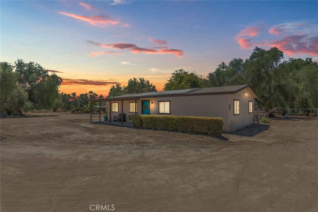 33445 9Th Street, Winchester, CA 92596