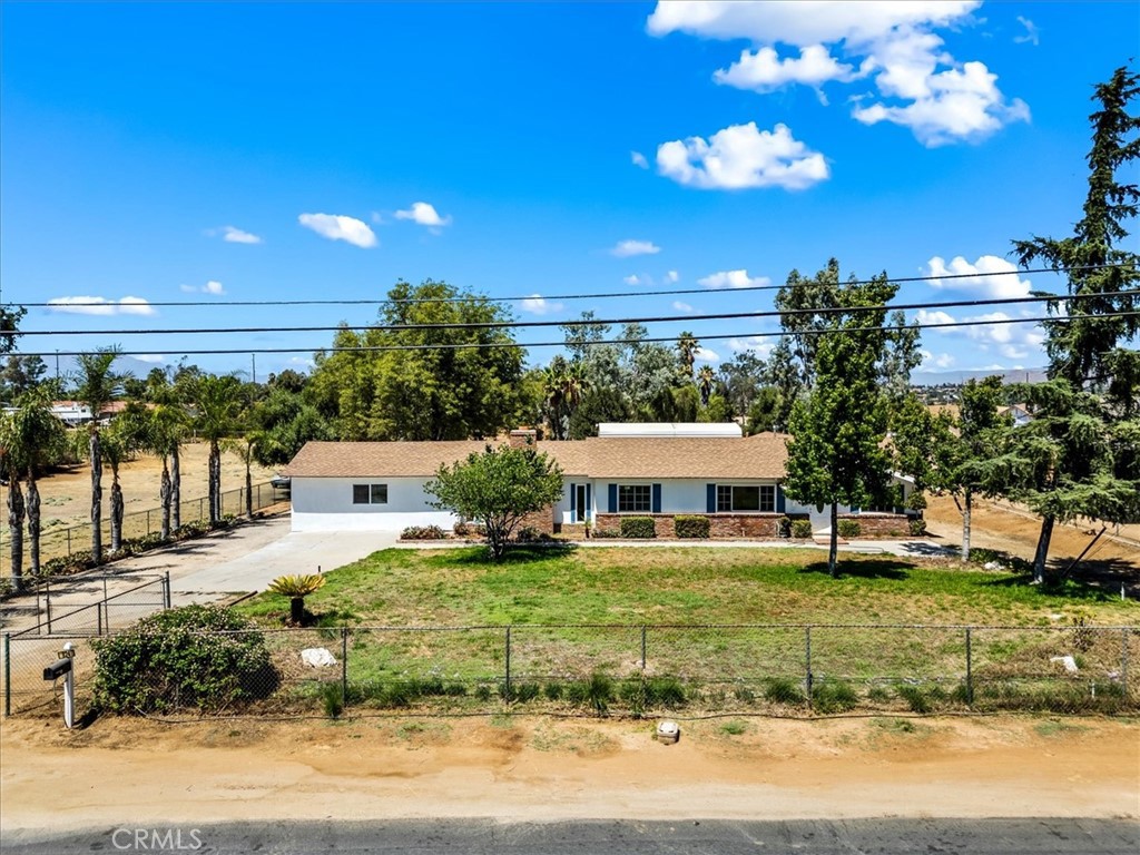 18240 Roberts Road, Riverside, CA 92508