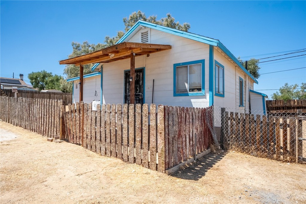 34124 121St Street, Pearblossom, CA 93553