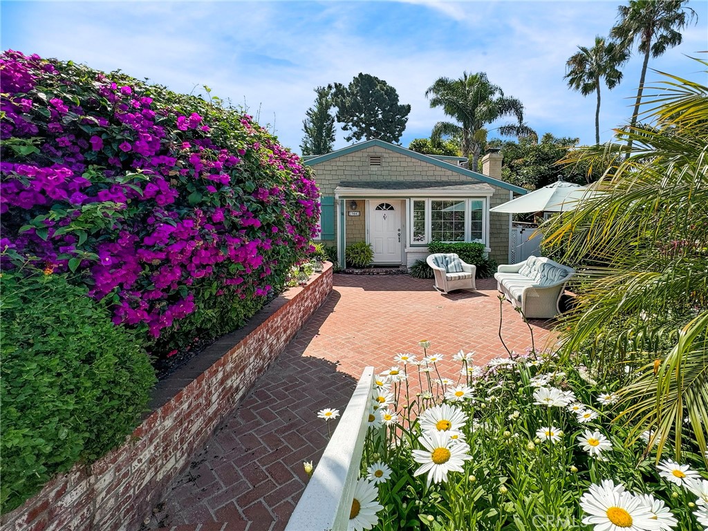 355 Pearl Street, Laguna Beach, CA 92651