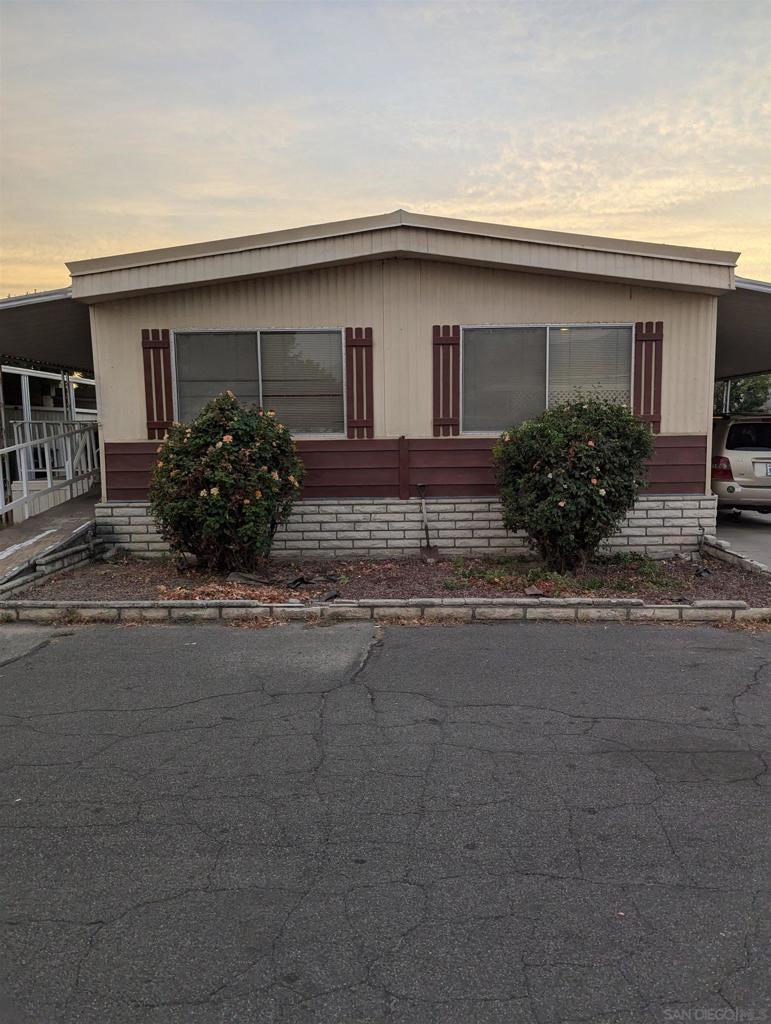 881 N Lake St. , #221, Hemet, CA 92544