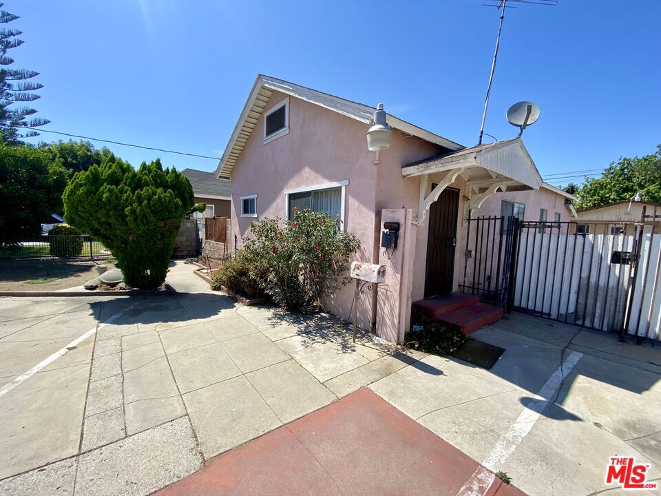 795 W 12Th Street, Pomona, CA 91766