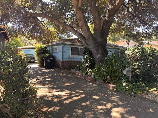 430 Runnymede Street, East Palo Alto, CA 94303