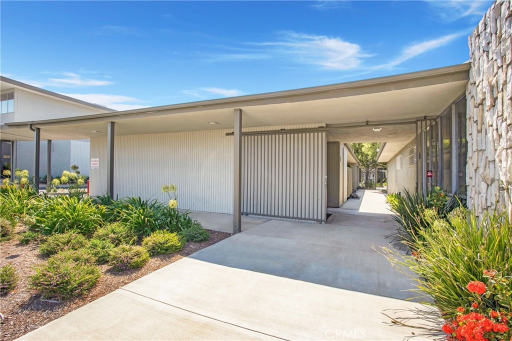 1500 E Katella Avenue, #9 | Similar Property Thumbnail