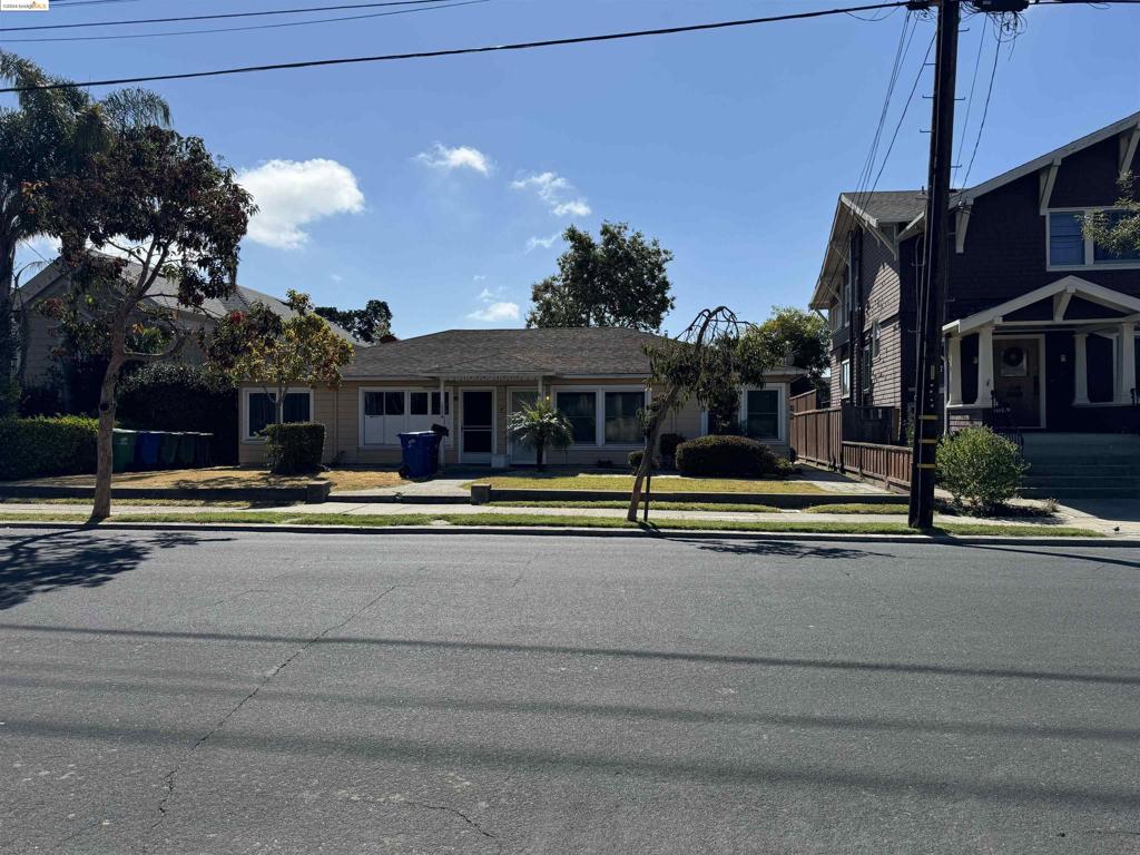 1222 College Ave, Alameda, CA 94501