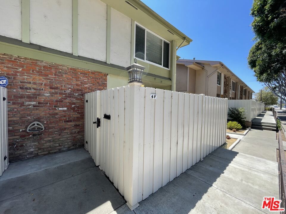 5215 S Sepulveda Boulevard, #4F, Culver City, CA 90230