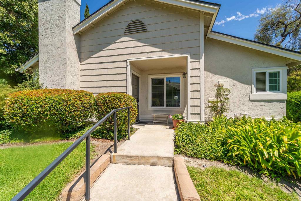 2888 Sanford Lane, Carlsbad, CA 92010