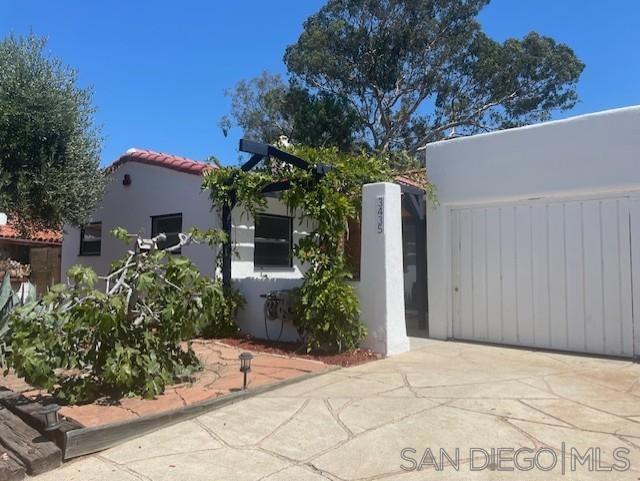 3435 Isla Vista Dr, San Diego, CA 92105