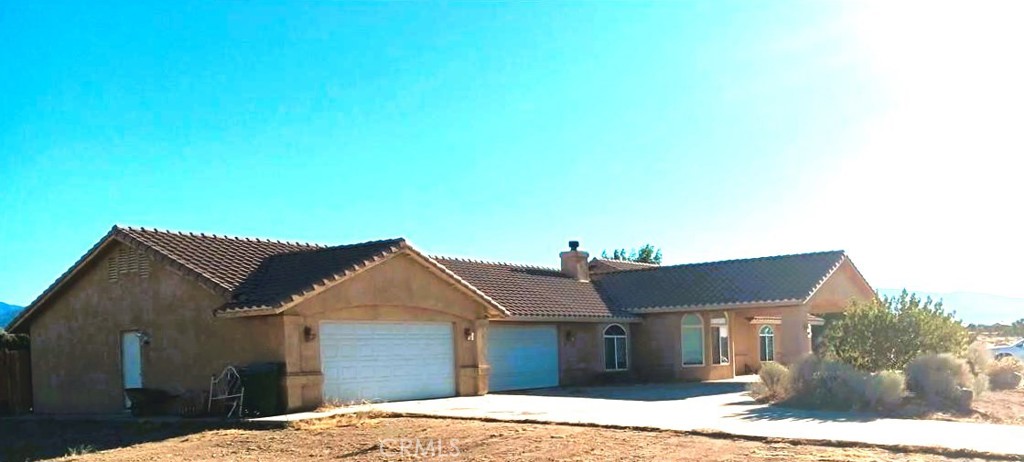 7175 Smoke Tree Road, Phelan, CA 92371