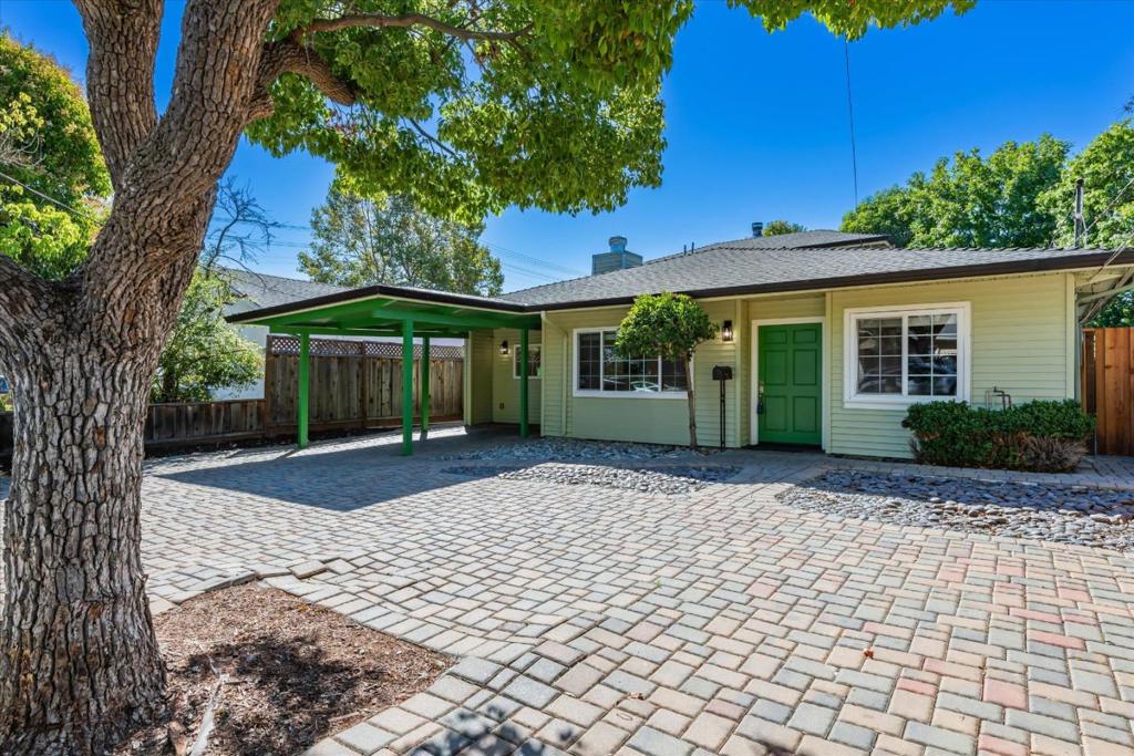 370 Hamilton Avenue, Menlo Park, CA 94025