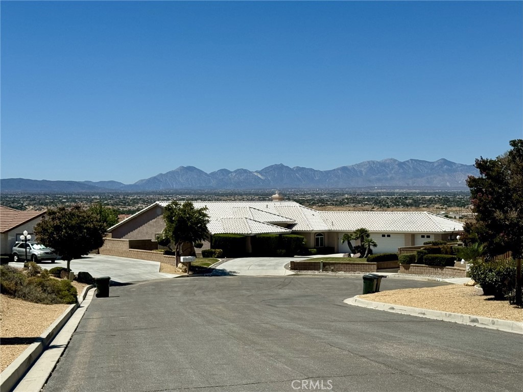 20132 Majestic Drive, Apple Valley, CA 92308