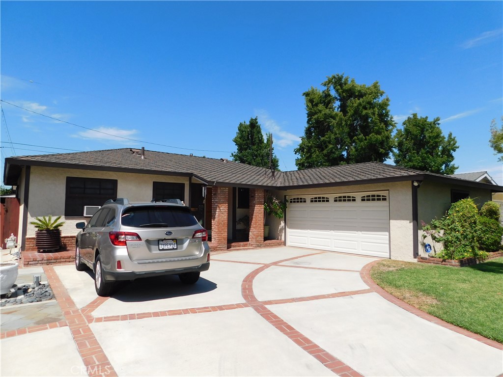 3511 W Crystal Lane, Santa Ana, CA 92704