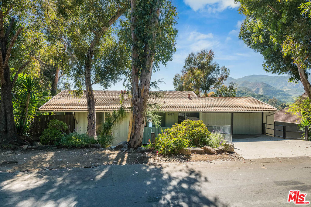 3557 Serra Road, Malibu, CA 90265