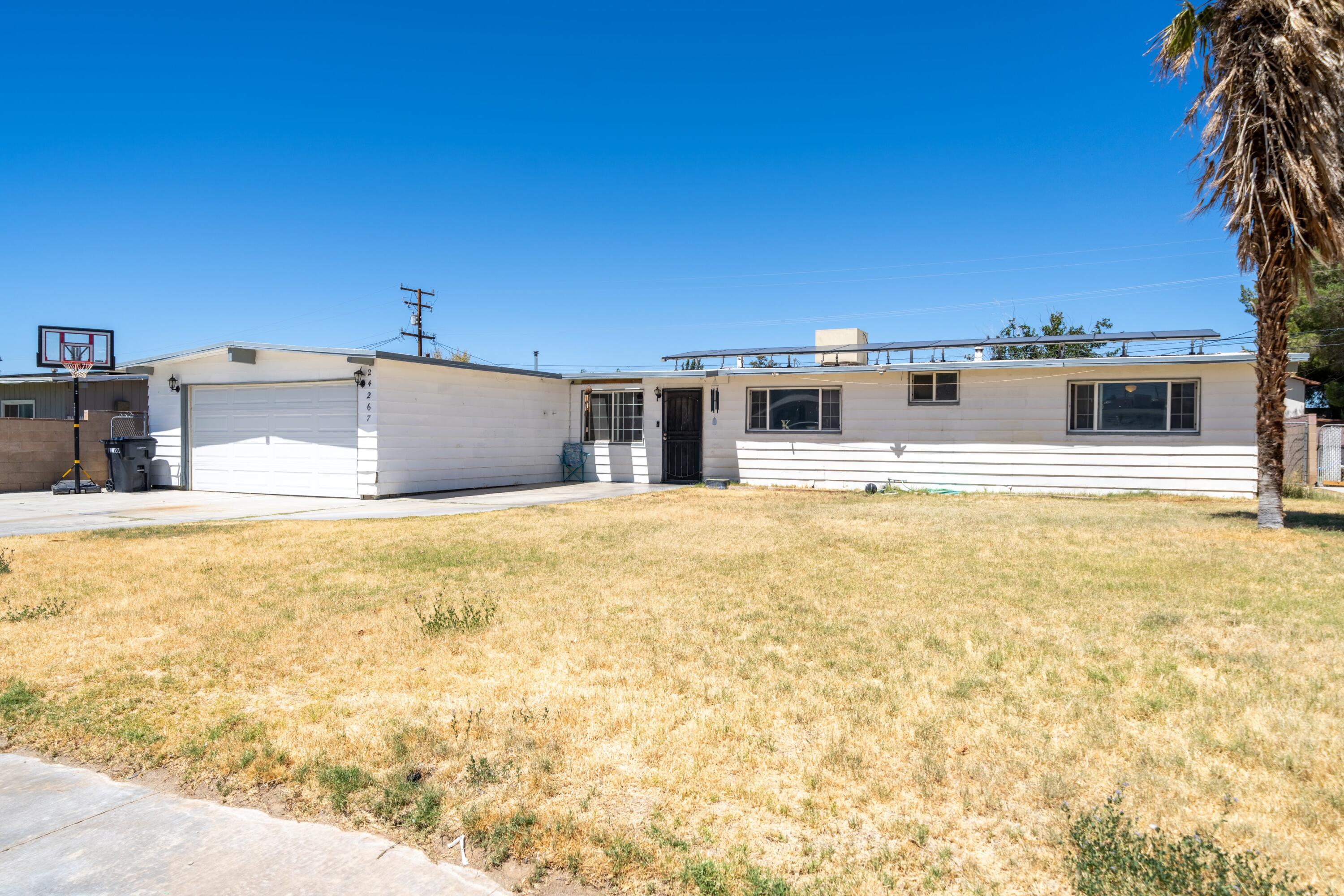 24267 Tamarisk Avenue, Boron, CA 93516