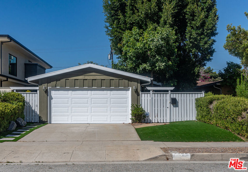 2406 30Th Street, Santa Monica, CA 90405