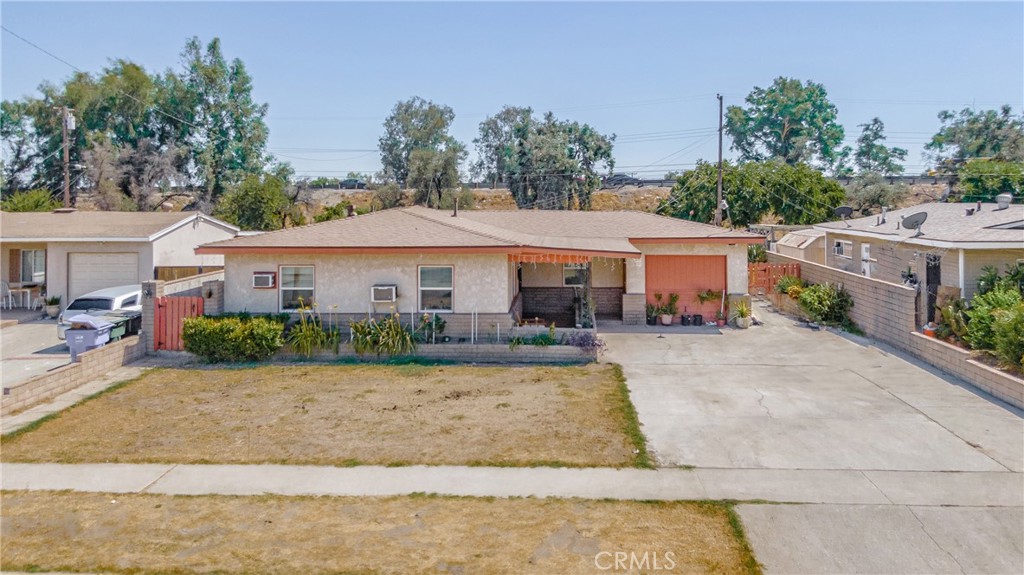 1295 Holly Vista Boulevard, San Bernardino, CA 92404