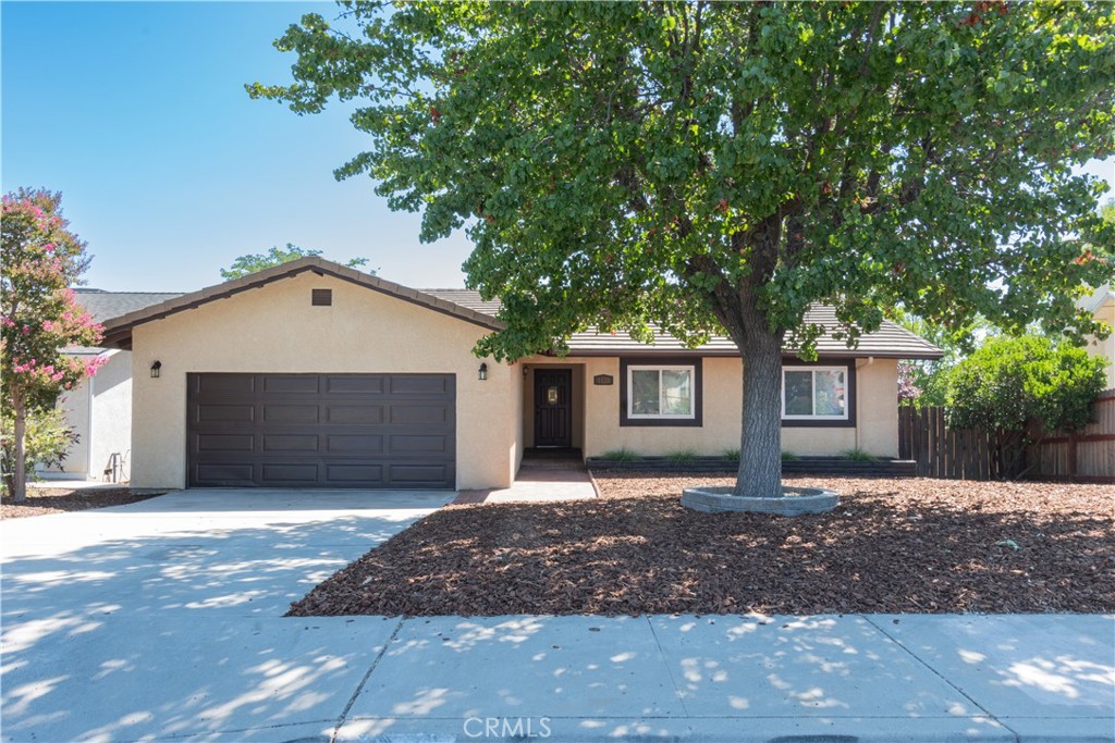 1120 Rachel Ln, Paso Robles, CA 93446