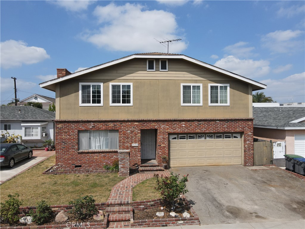 21219 Lynton Avenue, Carson, CA 90745