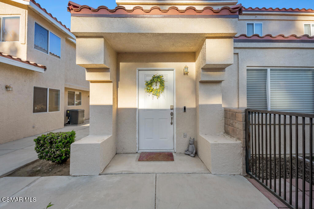 43447 30Th Street, #1, Lancaster, CA 93536