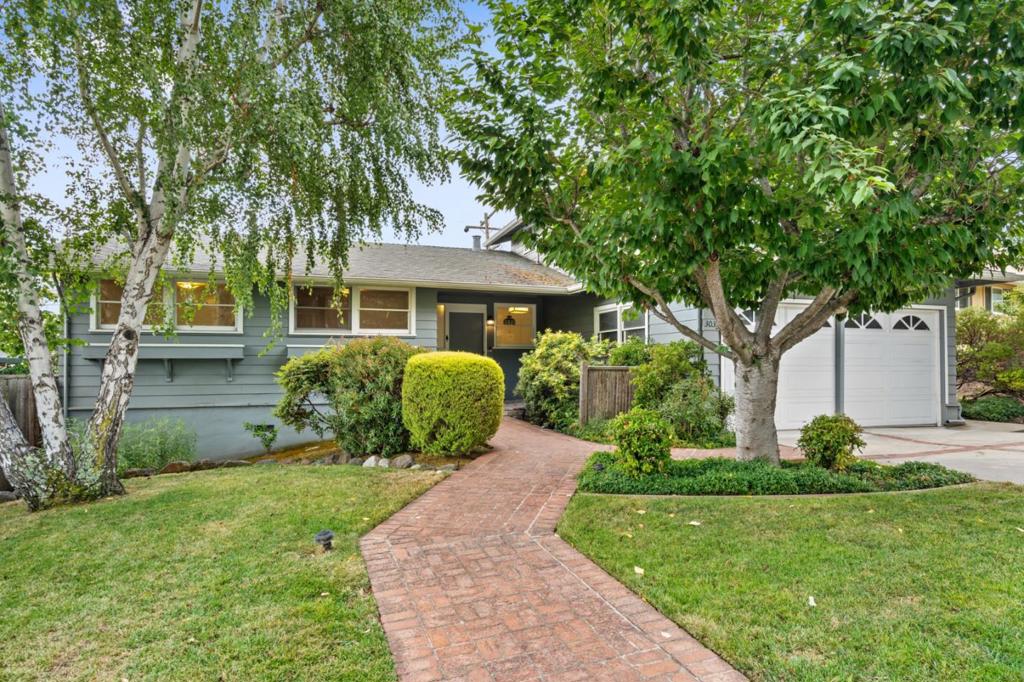 3039 Goodwin Avenue, Redwood City, CA 94061