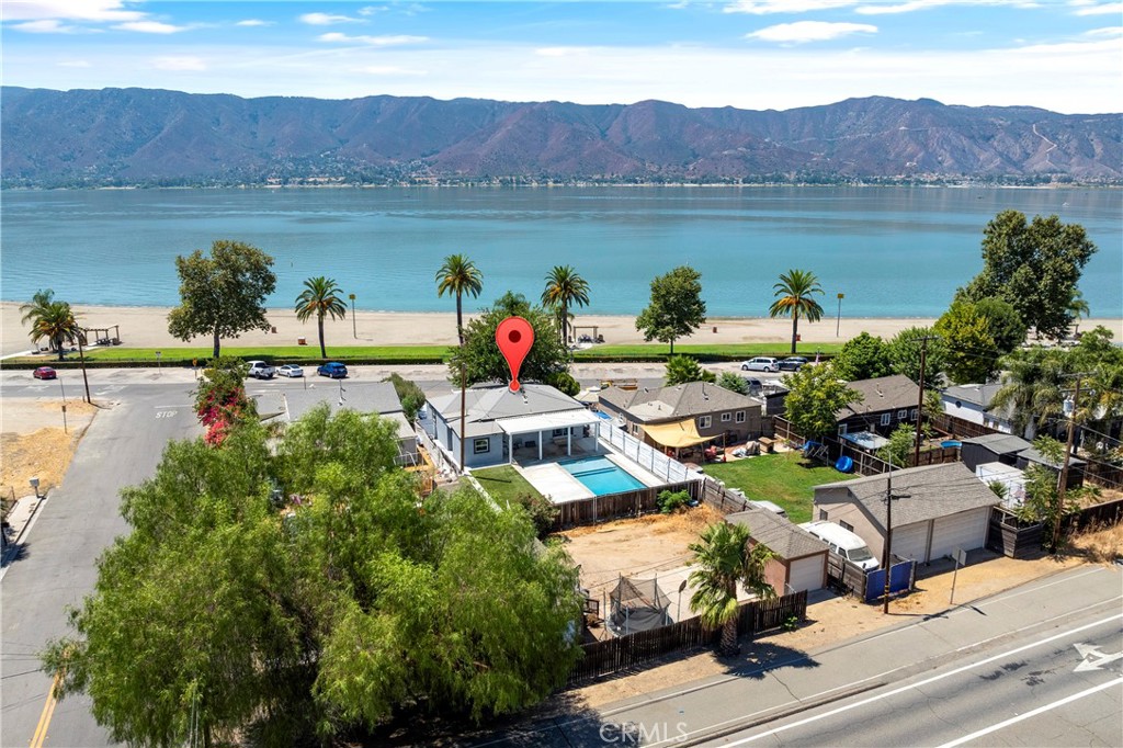 603 W Lakeshore Drive, Lake Elsinore, CA 92530