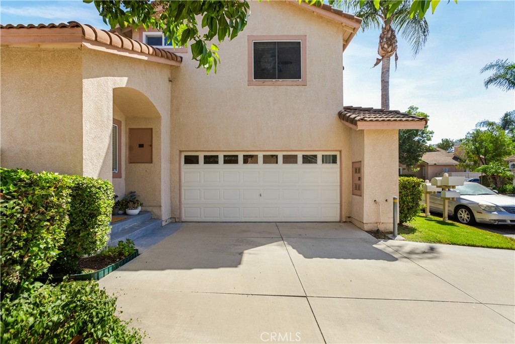 2261 Arabian Way, Corona, CA 92879