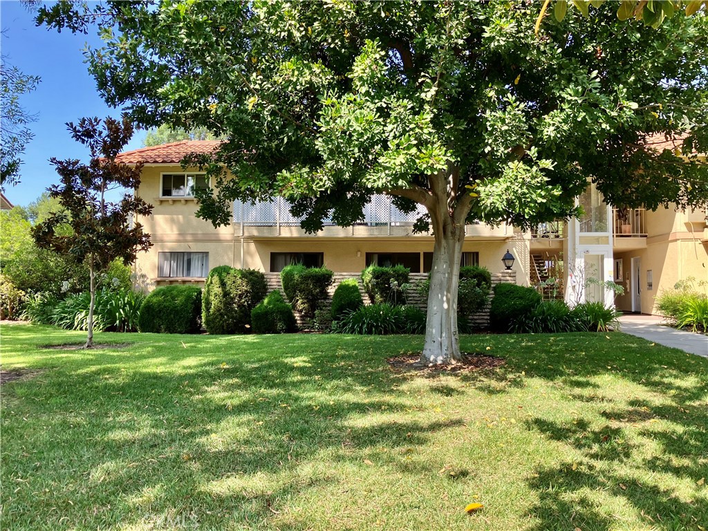 845 Ronda Mendoza , #D, Laguna Woods, CA 92637